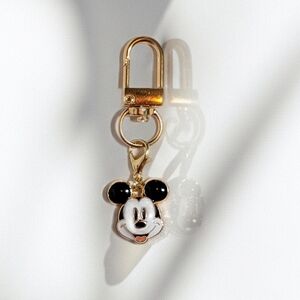 Handcrafted Character-Style Keychain – JoJo Styles ✨